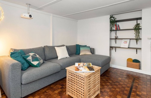 Historic Centre Apartment | Porta Nuova Apartment by Wonderful Italy