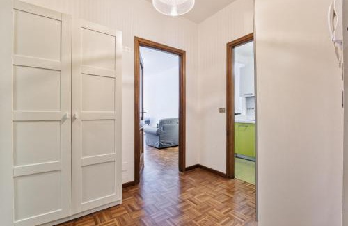 Historic Centre Apartment | Porta Nuova Shiny Studio Flat