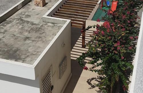 Tres Irmas Apartment | Portal Garden 68