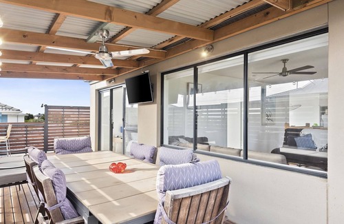 Bellarine House | Portarlington Gem - Two storey retreat with great views.