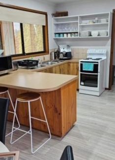 Portarlington House | Portarlington Getaway Beach Views&Family Friendly