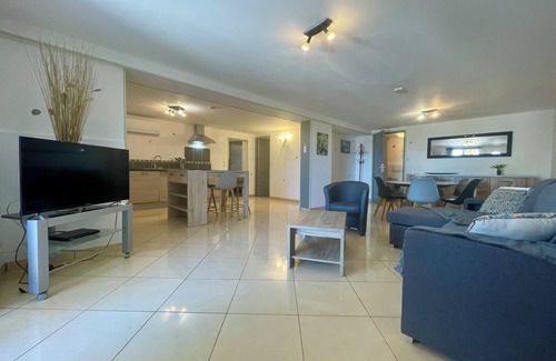 Grosseto-Prugna Apartment | PORTICCIO ground floor villa 70 m² 4/5 persons fully AIR CONDITIONED