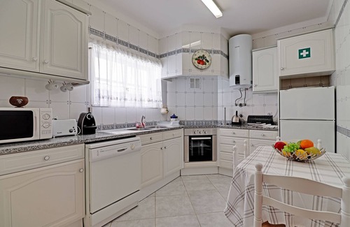 Portimao City Centre Apartment | PORTIMÃO SOLAR DO VAU WITH POOL by HOMING
