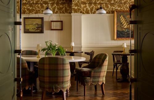 Portrush Hotel | Portrush Adelphi