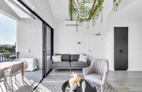Port Adelaide Apartment | Portside Paradise - Steps away from the Port
