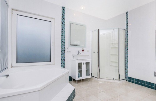 Port Fairy House | Portside - with fantastic ocean views