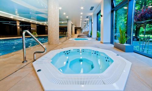 West Pomeranian Voivodeship Apartment | PORTY b103 Nadmorskie Tarasy pool sauna parking