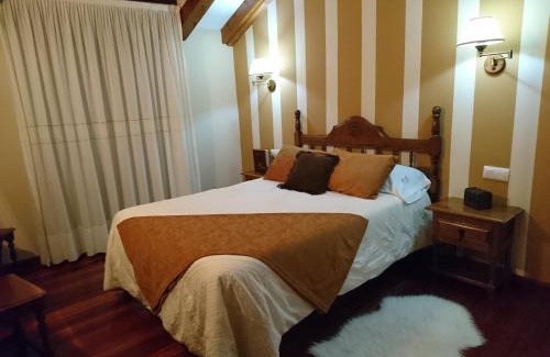 Santillana del Mar Hotel | Posada El Jardin