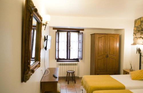 Los Corrales de Buelna House | Posada la Estela de Barros