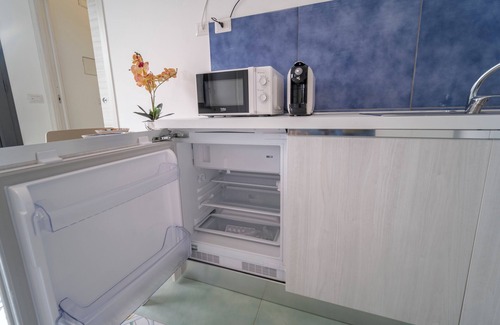 Fondachello Resort | Poseidon studio apartment with sea view and pool access