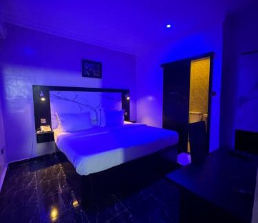 Ojodu Hotel | Posh Hotel and Suites Ikeja