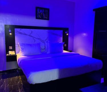 Ojodu Hotel | Posh Hotel and Suites Ikeja