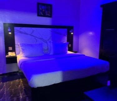 Ojodu Hotel | Posh Hotel and Suites Ikeja