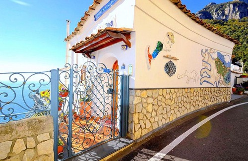 Chiesa Nuova House | Positano Villa Sleeps 3 Air Con WiFi