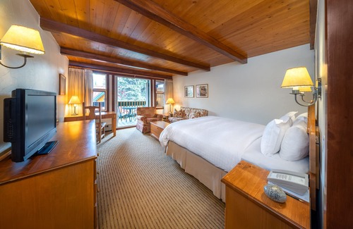 Lake Louise Hotel | Post Hotel & Spa