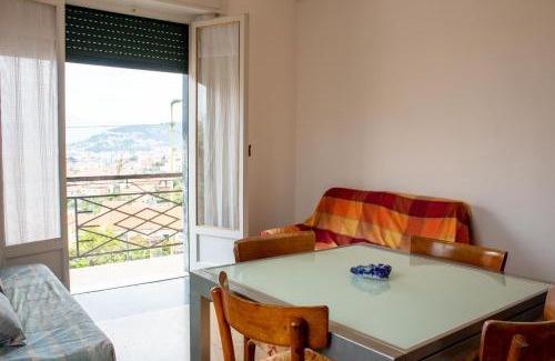 Borgio Verezzi Apartment | Posto Auto e Vista Magnifica - Relax al mare