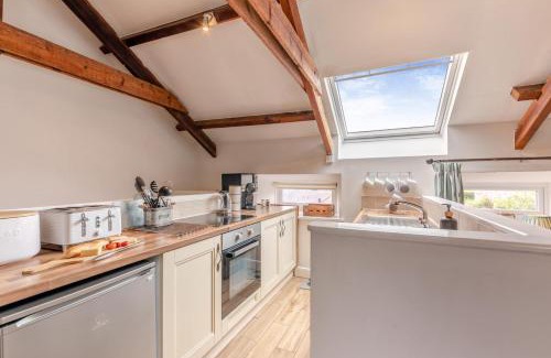 Old Bewick House | Pottery Cottage