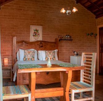 Santo Antonio do Pinhal Hotel | Pousada Canto dos Pássaros