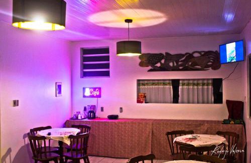 Vila da Trinta Hotel | Pousada Dois Irmãos