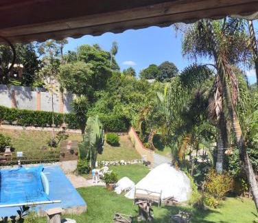 Mairipora House | Pousada Pitoresca Casa Amarela