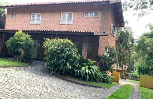 Embu das Artes Hotel | Pousada Reserva Chácaras Bartira