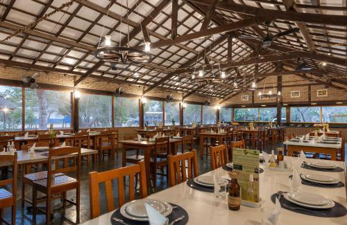 Carvoalzinho Hotel | Pousada Rio Claro