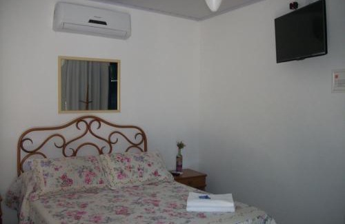 Campo Alegre Hotel | Pousada Ypê Amarelo