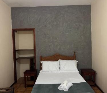 Paraty Hotel | POUSO DE ICARO - POUSADA NO CENTRO de PARATY