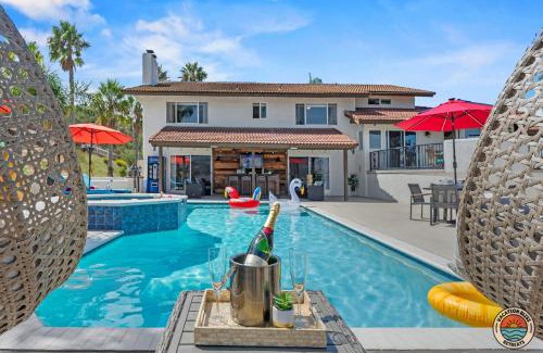 Poway House | Poway Panorama Peak - Pool, Spa, Sleeps 24!