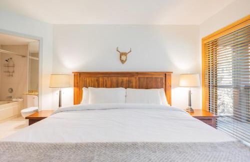 Blackcomb House | Powderhorn by Outpost Whistler
