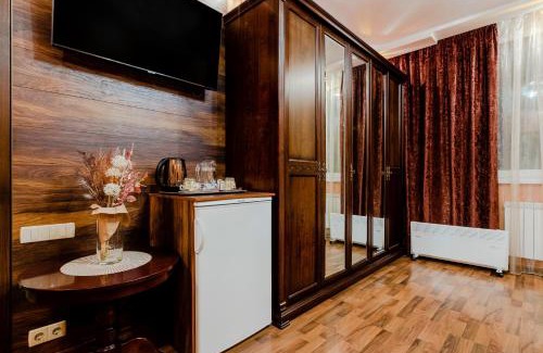 Darnyckyj Hotel | Poznyakoff Aparthotel