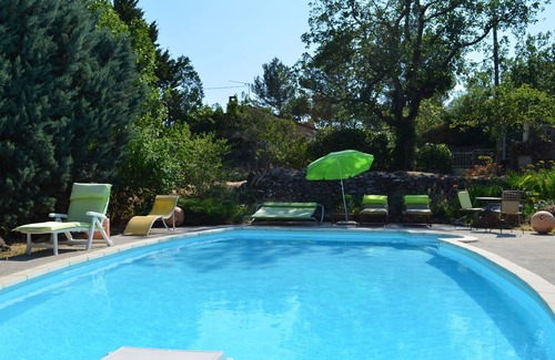 Saint-Maximin-la-Sainte-Baume Villa | Promotional rate in September 2025 135€/nuit