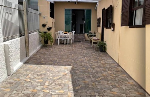 Centro House | Practical Net Kit for 2 people
