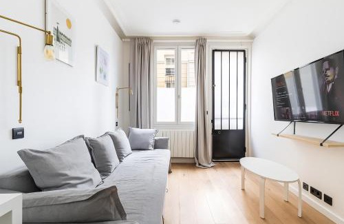 14th Arrondissement Apartment | Practical Studio, Montparnasse