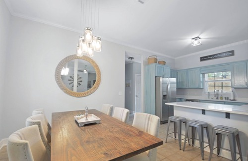 St. Simons Island House | Practically perfect! Quiet mid-island beach retreat, centrally located to all!