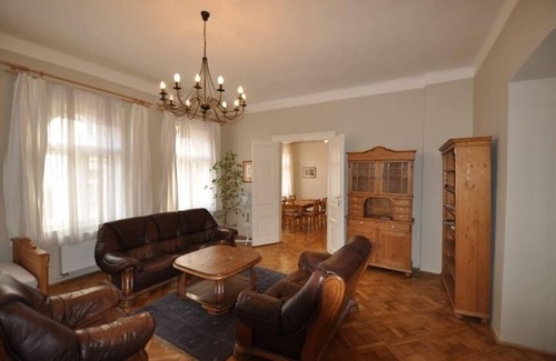 Stare Mesto Apartment | Prague-Super Classy-Best Location-2 BR Apartment