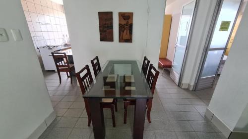 Quatro Ilhas Apartment | PRAIA DE 4 ILHAS Apartamento 2 Quartos 50M da Praia Com Vista
