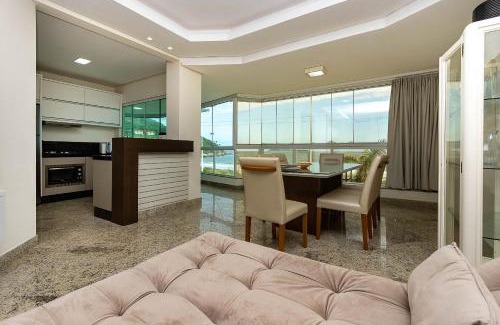 Quatro Ilhas Apartment | Praia de Fora 101 – Lindo Apartamento com Vista Panorâmica para o Mar na Praia de Quatro Ilhas.