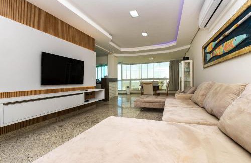 Quatro Ilhas Apartment | Praia de Fora 101 – Lindo Apartamento com Vista Panorâmica para o Mar na Praia de Quatro Ilhas.