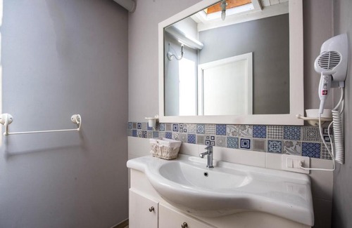 Terrasini House | Praiola