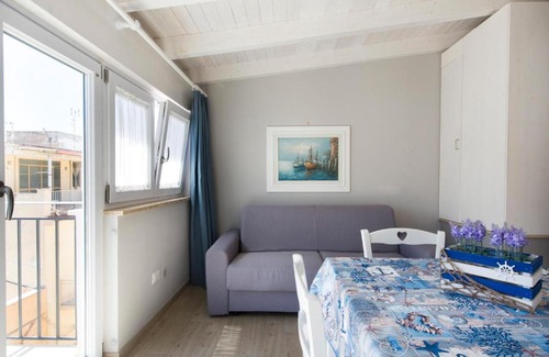 Terrasini House | Praiola