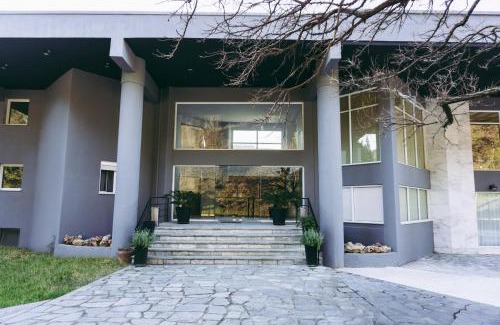 Eleftheroupolis Hotel | Pravi Hotel