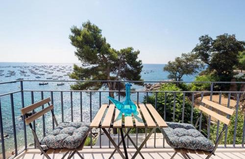 Calella de Palafrugell Apartment | Precioso apartamento en primera línea de mar en Calella de Palafrugell
