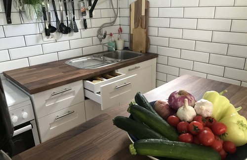 Vinisce House | Prefekt läge med egen brygga o härliga uterum.