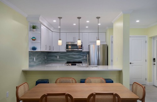 Sanibel House | Premier Beachfront Residence at Villa Sanibel