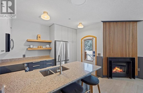 Sun Peaks House | Premier mountain luxury | Top location | Ski in/out | Village access | Hot Tub
