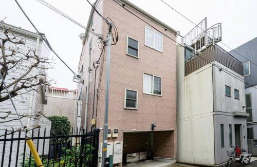 Yoyogi Apartment | Premier suite Shibuya Yoyogi front