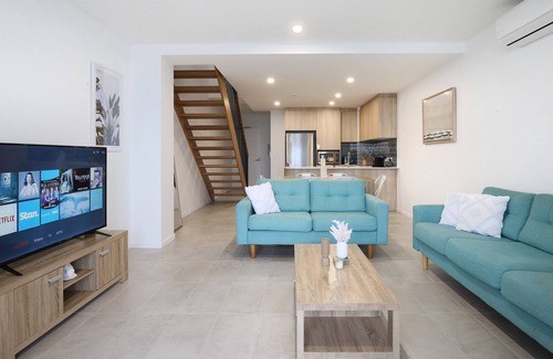 Batemans Bay Apartment | Premium 2-Bed Bayside Unit with Ocean Views