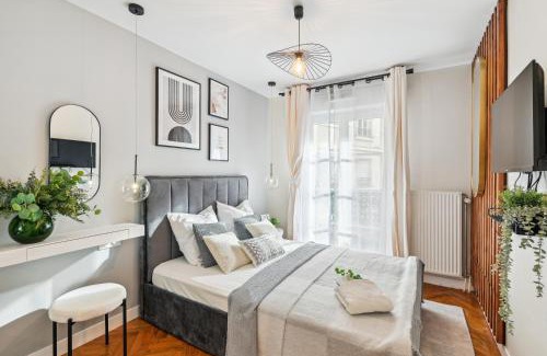 Faubourg de l'Arche Apartment | Premium and spacious apart with terrace and parking