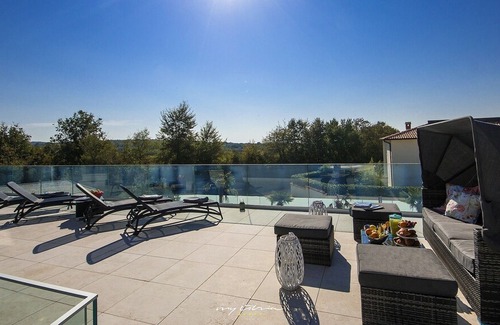 Labinci Villa | Premium designer villa with pool near Porec